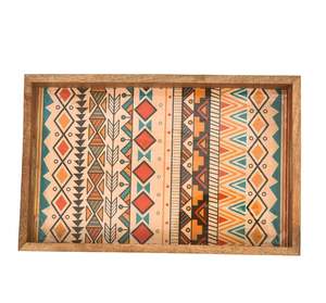 Bandeja de Madera Amarilla Estampada para Servir, Plato de Madera de Mango Hecho a Mano con Asas, Bandejas Decorativas Duraderas al Mejor Precio - Product Image 4