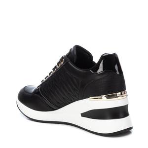 Sneakers Leggere da Donna XTI - Perfette per Camminare - Disponibili in Diversi Colori - Product Image 4