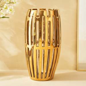 Florero de metal alto de gres de decoración de cobre brillante para el hogar y la boda Centro de mesa elegante - Product Image 1