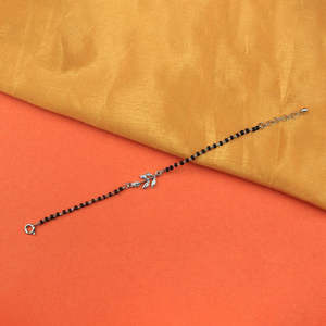 สร้อยข้อมือลายตารางสีเงิน Zarkan Linear  เครื่องประดับแฟชั่น - Product Image 4