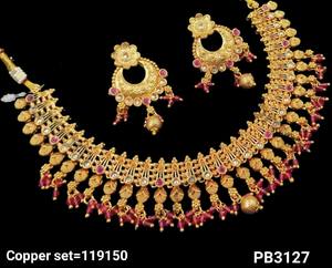Beautiful Stunning Ethnic <b>Kundan</b> Studded Dangle Gold Plated Copper Wedding & Party <b>Jewelry</b> Set for Women - Product Image 1