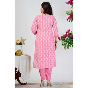 Conjunto de Kurta Tradicional India para Niñas con Estampado Paisley Rosa y Dupatta Blanca, Traje Bordado de Algodón y Seda para Fiestas - Product Image 4