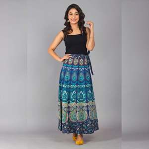 Falda Maxi con Estampado Étnico Azul Turquesa, Cómoda y Transpirable, Falda Cruzada Recta Hecha de Tela de Chifón con Estampado Digital de Seda y Spandex - Product Image 1