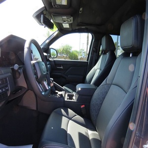 ¡Oferta Imperdible! Toyota Tacoma 2024 Súper Limpia, Automática, Tracción en las Cuatro Ruedas, Camioneta de Lujo - Product Image 3