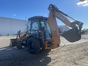 CASE 580SN SUPER N TRACTEUR-CHARGEUR-RECHUVEUR DE CONSTRUCTION, TRANSMISSION POWERSHIFT TYPE H, CONTRA-POIDS AVANT LÉGER, EXTENDAHOE - Product Image 5
