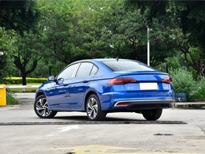 Volkswagen Bora 2024 300TSI DSG Premium Edition 1.5T Turbo Essence Berline Très Propre Conduite à Gauche Livraison Mondiale - Product Image 4