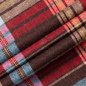 Camisa de Franela Cálida y Suave con un Elegante Diseño a Cuadros, Camisa de Franela Atemporal con un Ajuste Cómodo para Uso Diario - Product Image 6