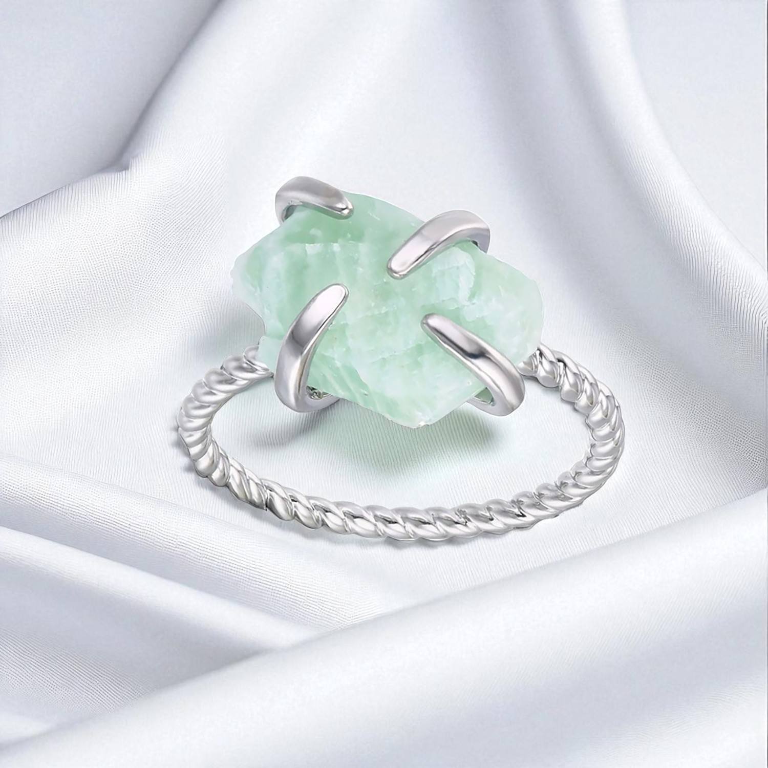 แอมะซอไนต์