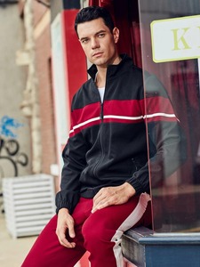 Conjunto Deportivo para Hombre, Ropa Deportiva para Gimnasio, Sudadera con Capucha y Pantalones Deportivos, Ropa Deportiva para Correr, Logotipo Personalizado - Product Image 6