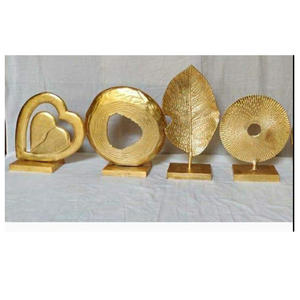 Sculpture d'animaux au design personnalisé en métal moderne fantaisie dorée - Product Image 5