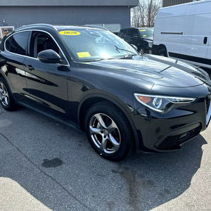 Bastante usado cuidadosamente usado 2020 Allfa Romeoo Stelvio Ti Q4 - Product Image 1