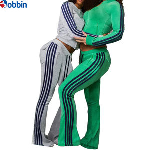 Ensemble de survêtement pour femmes tendance personnalisé, 2 pièces, leggings de sport en velours avec logo, tenues de sport actives d'automne - Product Image 6