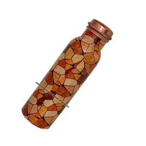 Impression extérieure en émail de bouteille d'eau en cuivre pur au look luxueux et admirable pour une bonne guérison ayurvédique - Product Image 2