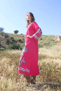Robe longue bohème gypsie à manches trois quarts brodée à la main, robe maxi longue brodée par un designer - Product Image 2