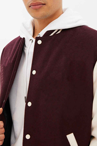 Veste universitaire en cuir sur mesure de haute qualité, nouvelle collection 2025, style High Street, avec patchwork de baseball et bomber - Product Image 2