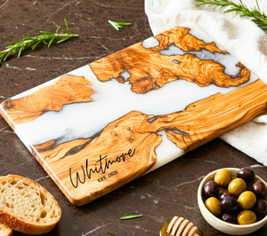 Tabla de Cortar Moderna de Madera y Resina |   Tabla de Cortar de Madera y Resina Epoxi Hecha a Mano |   Elegante para Uso en Cocina y Restaurante - Product Image 5