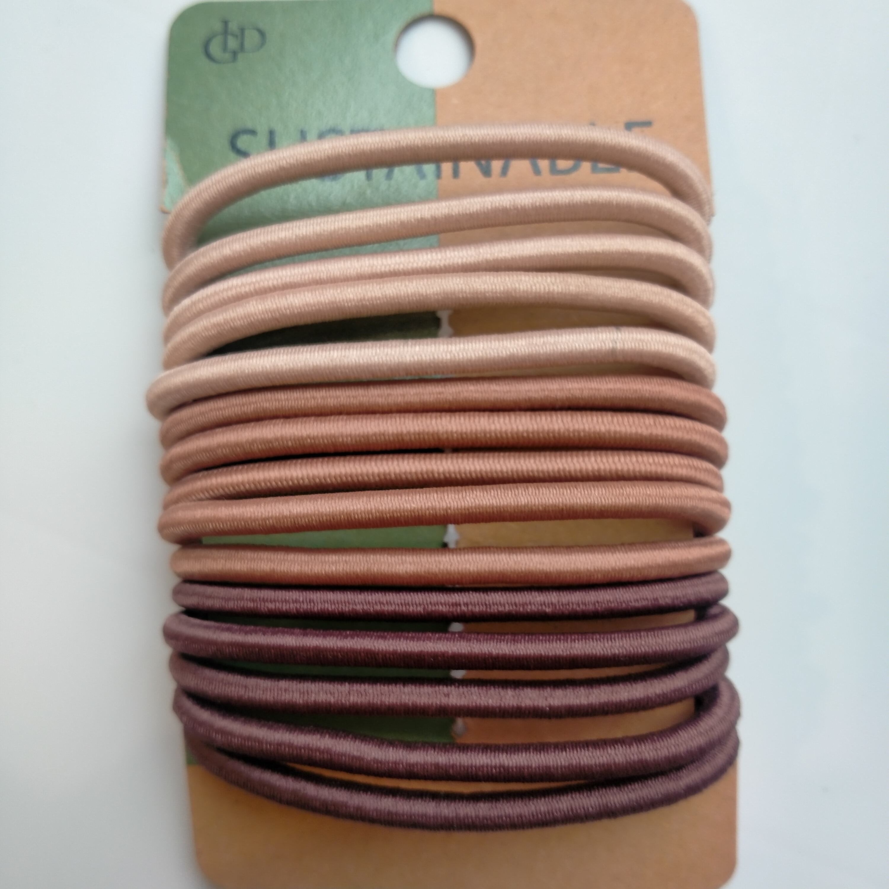 สีน้ำตาล