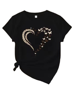 Camiseta de algodón de punto de manga corta informal y holgada, ecológica y de alta gama para mujer, top de verano con logo de mariposa en forma de corazón - Product Image 2