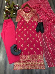 El último diseñador Faux Georgette bordado trabajo Kurti Set por FabZone - Product Image 4