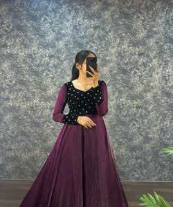 WINE TRENDING FANDY SOIE VELOURS SÉQUENCE ROBE DE TRAVAIL PISHWAS, ANARKALI AVEC DUPATTA QUOTIDIEN VÊTEMENT ETHNIQUE PRIX DE GROS - Product Image 3