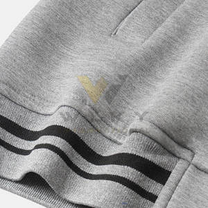 Veste d'hiver à capuche Letterman fabriquée au Pakistan Tissu en laine léger de haute qualité Style décontracté Conception OEM Taille XS - Product Image 5