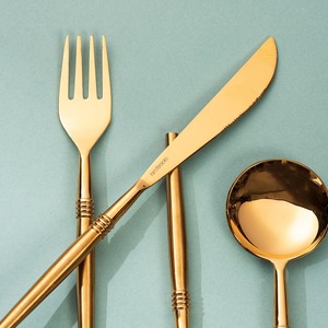 Ensemble de couverts simples dorés couverts en acier inoxydable à finition miroir élégante pour salle à manger quotidienne, cuisine, fête de mariage et utilisation de cadeaux - Product Image 6