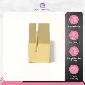 Soporte para tarjetas de visita de latón macizo de lujo moderno, organizador de escritorio de 40mm de largo para oficina, venta al por mayor y personalizable - Product Image 5