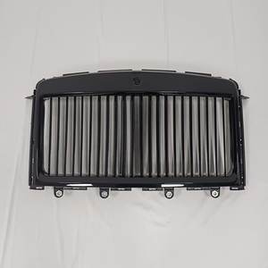 Pièces <span class=keywords><strong>de</strong></span> carrosserie 51137448949 Cadre <span class=keywords><strong>de</strong></span> pare-chocs avant pour <span class=keywords><strong>Rolls</strong></span> <span class=keywords><strong>Royce</strong></span> Cullinan 2021 Grille <span class=keywords><strong>de</strong></span> radiateur avant - Product Image 3