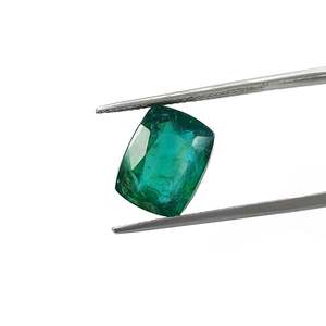 Émeraude naturelle zambienne de qualité AAA, 6,10 carats, taille octogonale facettée, pierre précieuse verte avec certificat IGI pour accessoires de bijouterie - Product Image 2
