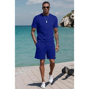 Conjunto de ropa deportiva transpirable ligera para hombre: camiseta de verano elegante y pantalones cortos a juego para hacer ejercicio todos los días o viajar - Product Image 3