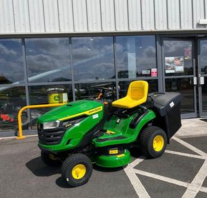 Alta calidad para John para Deere X950R Cortacésped de equitación Tractor de jardín de 28V con 1800W de potencia 196cc Características de 4 tiempos y 2 tiempos - Product Image 6