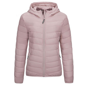 Veste d'hiver matelassée pour femme de qualité supérieure, personnalisée, avec coque en coton et nylon, imperméable et respirante, faible MOQ - Product Image 1