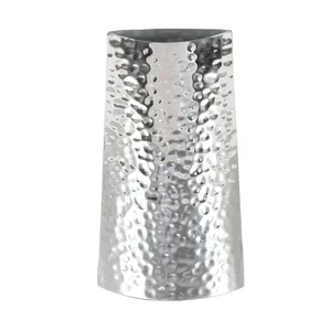 Jarrón de Piso de Hierro Hecho a Mano con Diseño de Hojas Doradas Costeras para Celebraciones del Día del Padre por Zahid Exports en India, jarrón para flores - Product Image 1