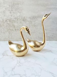 Elegant Antique Finish Brass Animal Figure Sculpture For Table <b>Decor</b> Perfect For Vintage Home And Cultural <b>Spaces</b> - Product Image 6