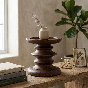 Portavelas de Madera Oscura Natural, Soporte Decorativo Redondo para Velas de Pilar, Decoración para Mesa, Diseño Artístico Puro - Product Image 3