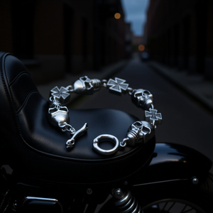 Pulsera de Acero Inoxidable Plateado para Hombre, Diseño de Calavera y Cruz, Modelo SL01, Brazalete Moderno de Vendedor Estadounidense - Product Image 3