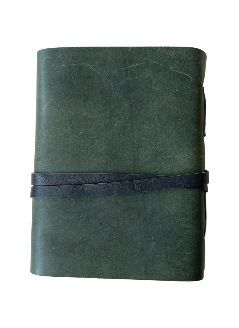 สีเขียว