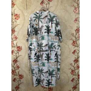 Robe kimono en coton à imprimé safari pour les moments de détente - Product Image 4