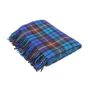 Acheter une couverture Buchanan Blue Wool Tartan Durable, chaude et confortable pour un usage quotidien - Product Image 1