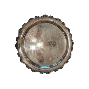 Bandeja Redonda Plateada Vintage para Servir, Diseño Ornamentado Grabado, Borde de Cuerda, Decoración del Hogar, R Hotel, Bodas, Fiestas, Eventos, en Oferta - Product Image 4