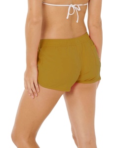 Shorts versátiles y cómodos para mujer, personalizados con su logotipo bordado, 100% algodón, cintura alta, casuales y elegantes. - Product Image 2