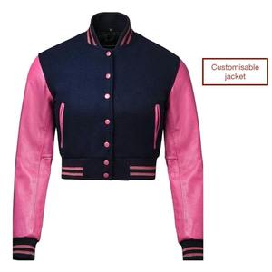 เสื้อแจ็คเก็ตวาร์ซิตี้แบบครอปสำหรับผู้หญิง FIT FORNESS INTL ปักลายพิมพ์ตามสั่ง ดีไซน์สไตล์วิทยาลัยย้อนยุค แห้งเร็ว ปลายแขนเสื้อแบบริบ - Product Image 3