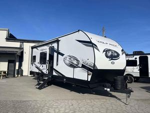 Camper RV MotorhomesOff-Road Camper Trailer Terrain accidenté et voyage aventureux - Product Image 3