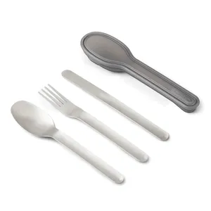 Ensemble de couverts durables Black+Blum, vaisselle élégante, merchandising - Product Image 1