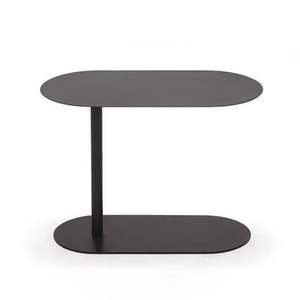Table d'appoint en aluminium de haute qualité avec une silhouette moderne idéale pour les salons ou les chambres à coucher nécessitant des accents fonctionnels - Product Image 6