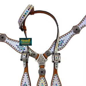 Conjuntos de tachuelas de cuero para cabeza, textura de serpiente holográfica, superposición de piel de vaca, cabezal occidental y cuello de pecho, conjunto completo a la venta - Product Image 3