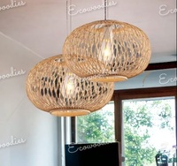 Lampe suspendue d'intérieur élégante et contemporaine en bambou, abat-jour en rotin fait main, lustre pour salon et salle à manger