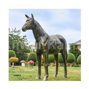 Sculpture de cheval en aluminium argenté robuste de haute qualité avec Sculpture de jardin décorative finie en or brossé pour décor de parc - Product Image 1