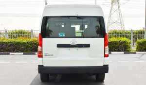 Toyota Hiace d'occasion 2024, 4 places, transmission intégrale, sièges en cuir, boîte automatique, pneus R17, intérieur foncé, régulateur de vitesse adaptatif, toit ouvrant panoramique, 4.5L, conduite à gauche - Product Image 2