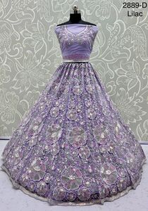 Paillettes en georgette lourde et broderie de fil chemisier en coton de travail Ban-glory Lehenga Choli avec bordure en dentelle pour la fête - Product Image 4